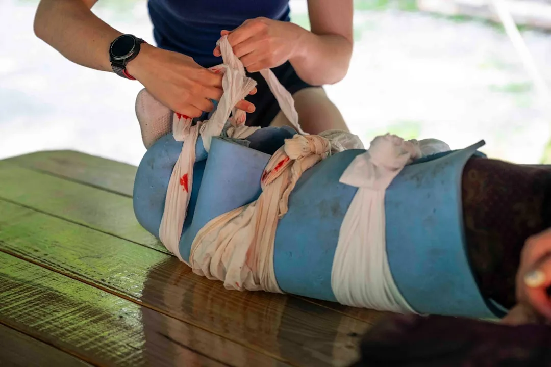 车载充气泵与车载吸尘器选购指南：上海车主实用车载电子产品配置方案