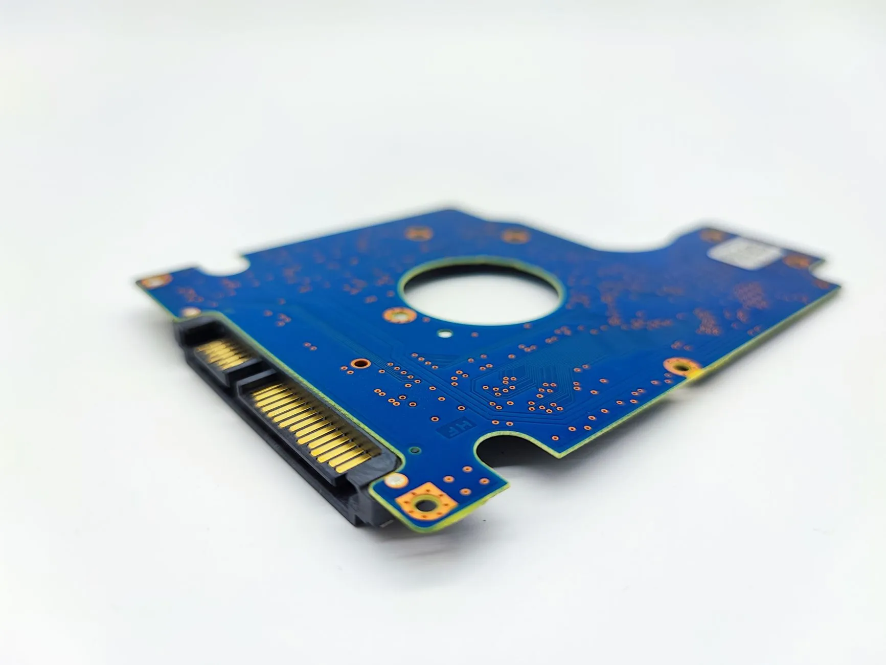 车载冰箱半导体与压缩机技术对比及行业应用方案